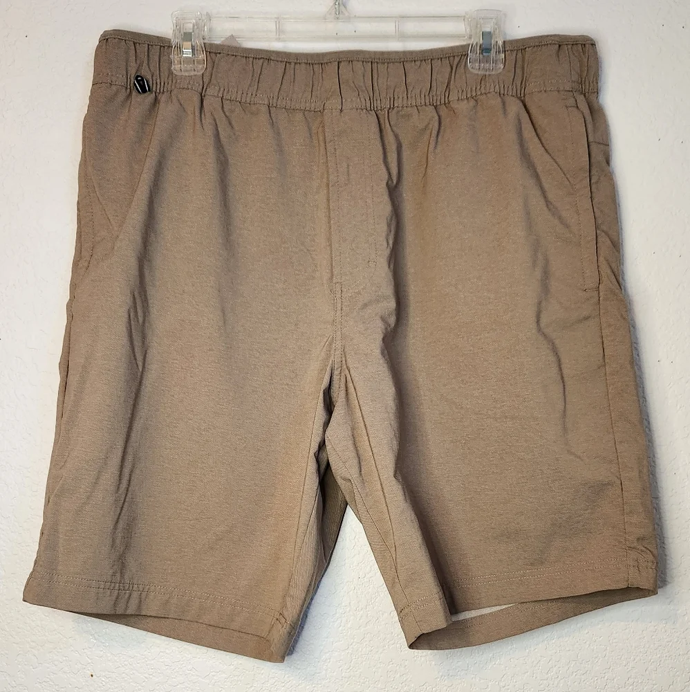 Voyager Men's Tan Shorts, Size XL